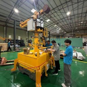 宝冶科技 2 套辊环拆装助力机械臂顺利通过出厂验货